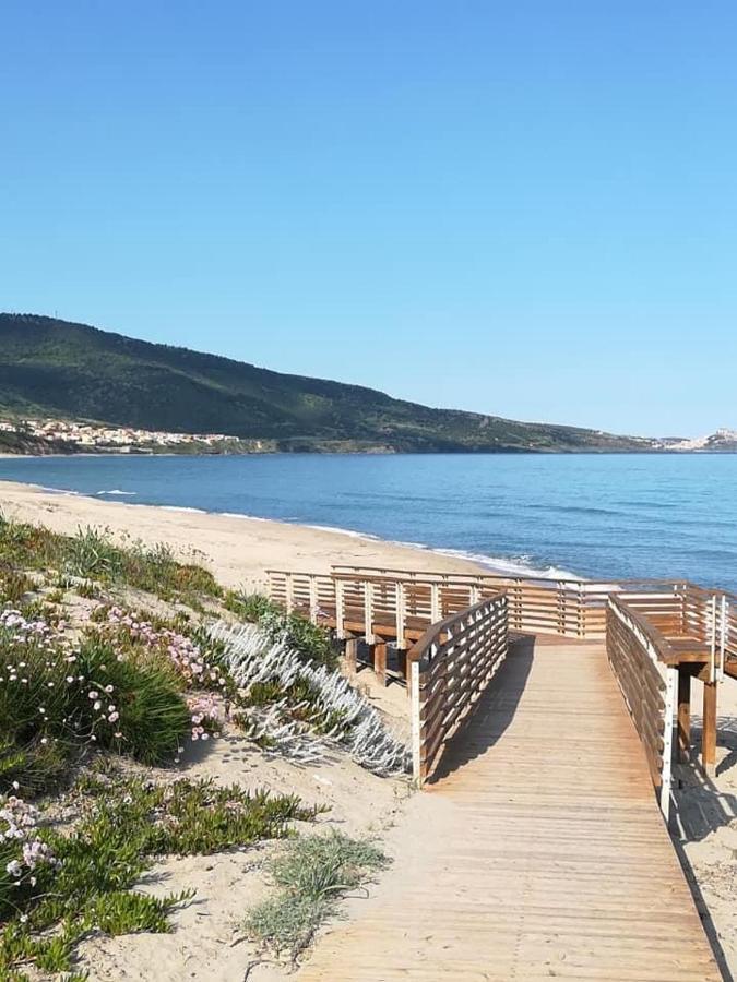 Apartment Tramonto Sea-Front Valledoria  Bagian luar foto
