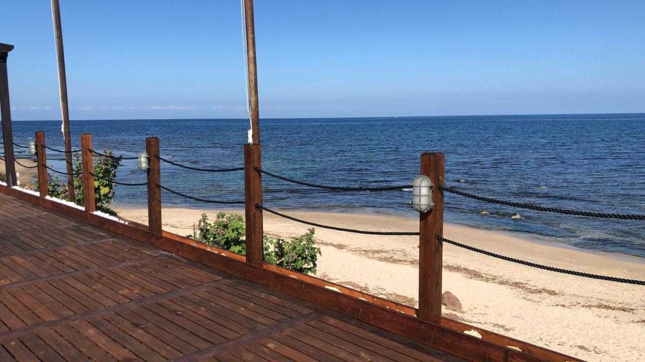 Apartment Tramonto Sea-Front Valledoria  Bagian luar foto