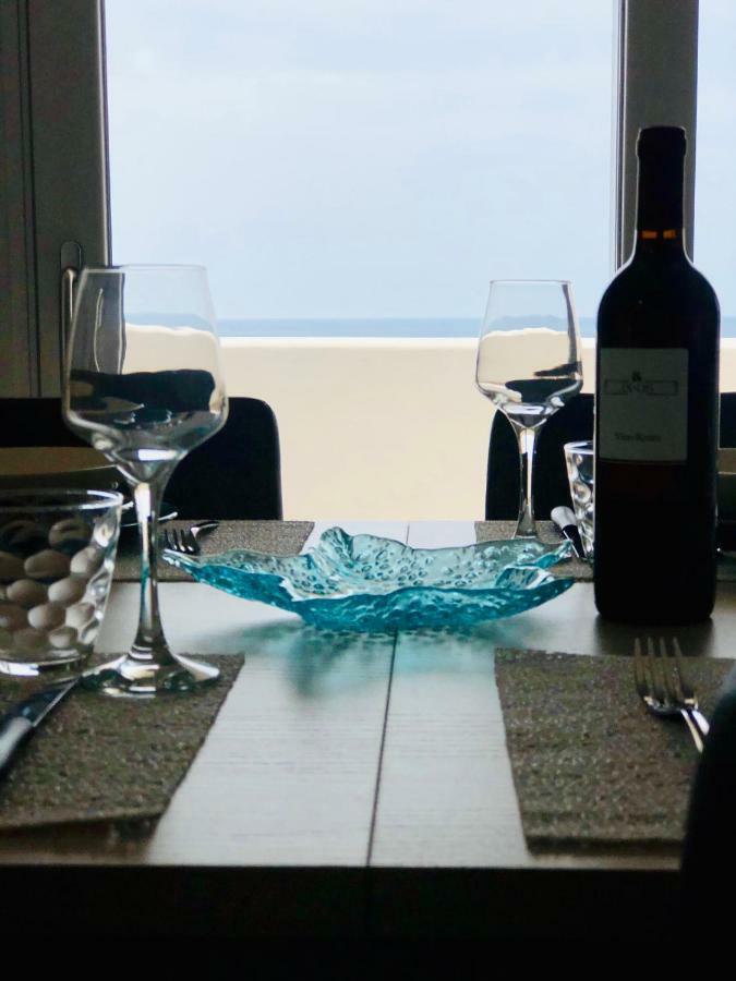 Apartment Tramonto Sea-Front Valledoria  Bagian luar foto