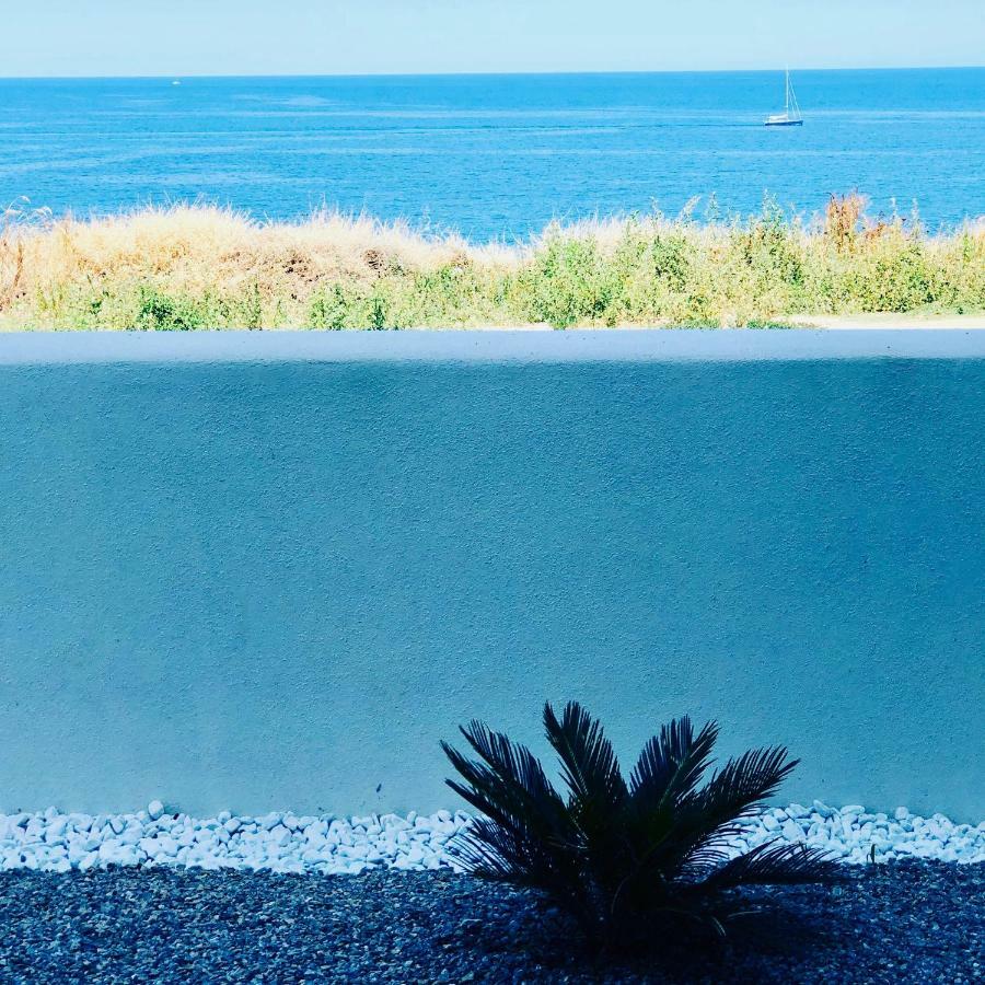 Apartment Tramonto Sea-Front Valledoria  Bagian luar foto