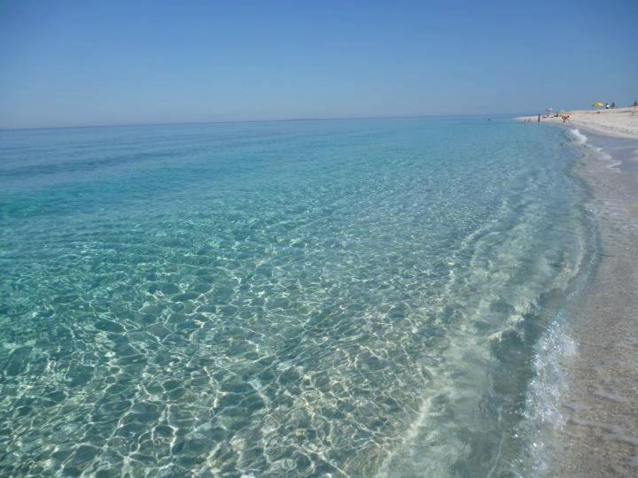 Apartment Tramonto Sea-Front Valledoria  Bagian luar foto